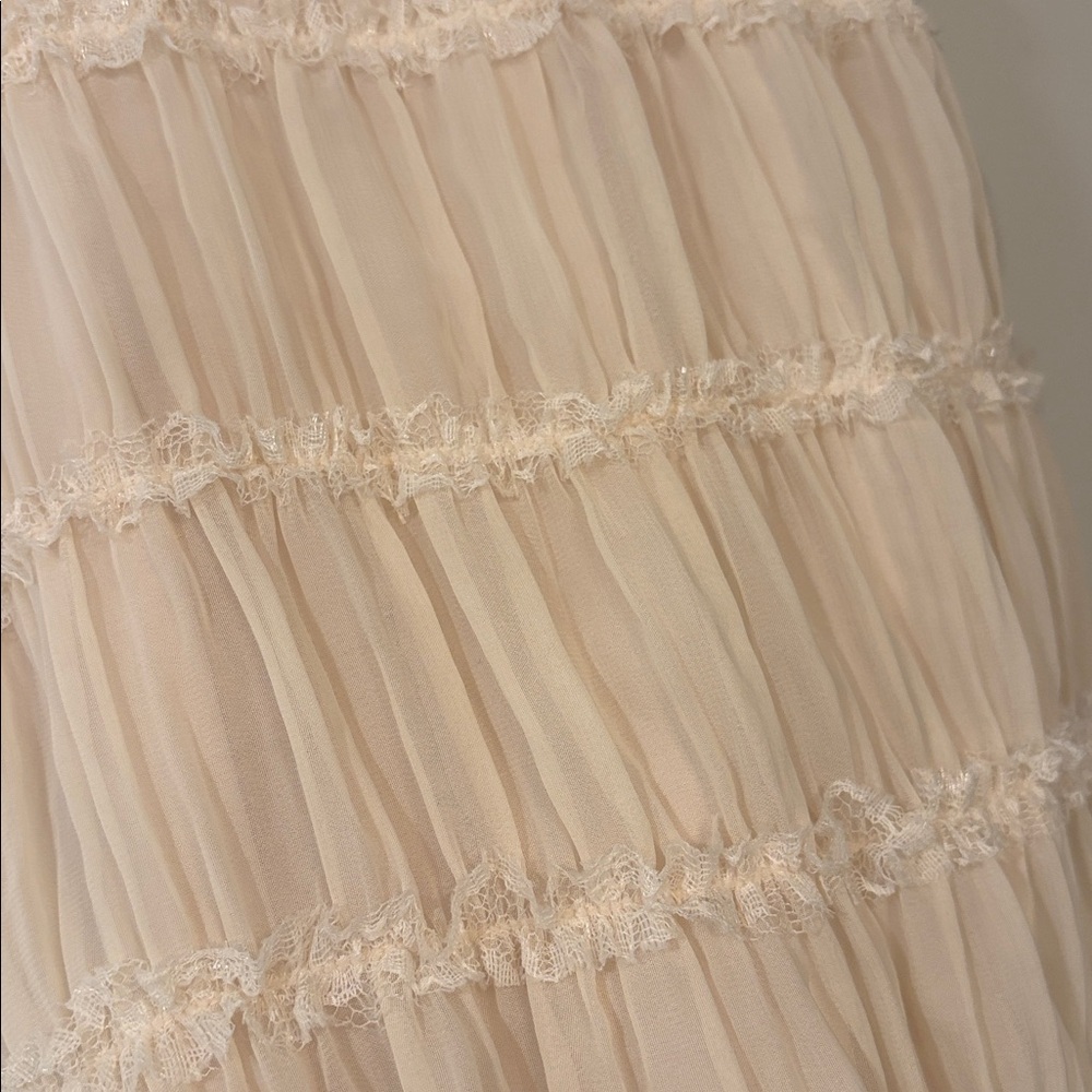 Cream Sleeveless Ruffled Top - Picture 2 of 4
